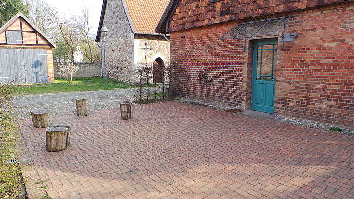 Außenbereich Standesamt in der Alten Schule Wasbüttel