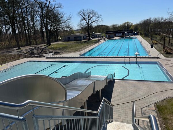 Bild vergr&ouml;&szlig;ern: Bild Freibad Edesbüttel